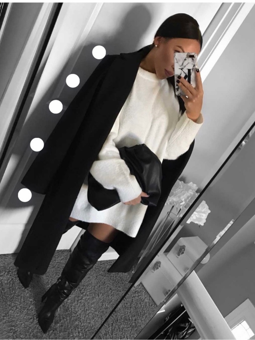 Cream Oversized Women's Sweater - Soft Knit Pullover